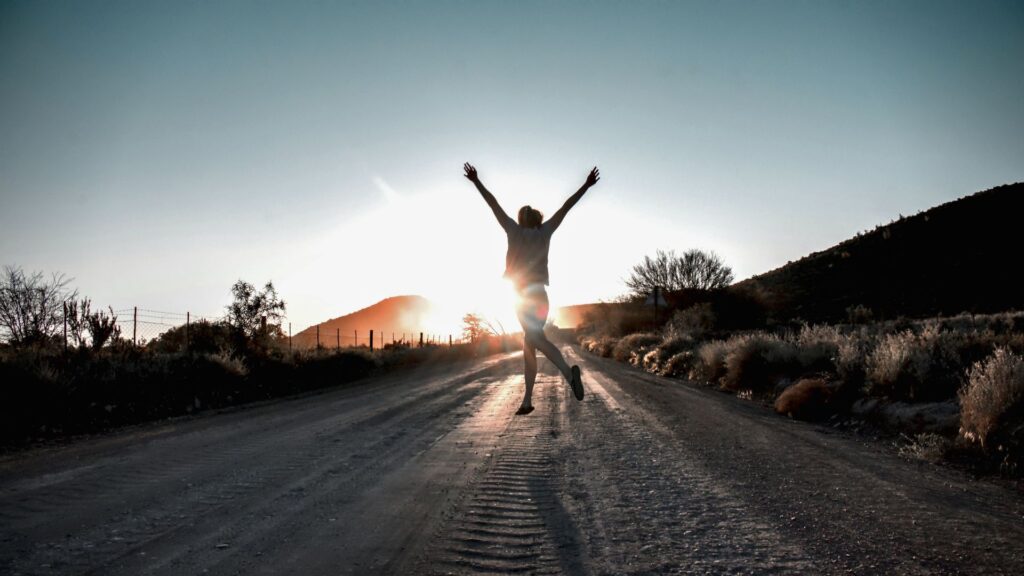 朝焼けや前向きなイメージの写真